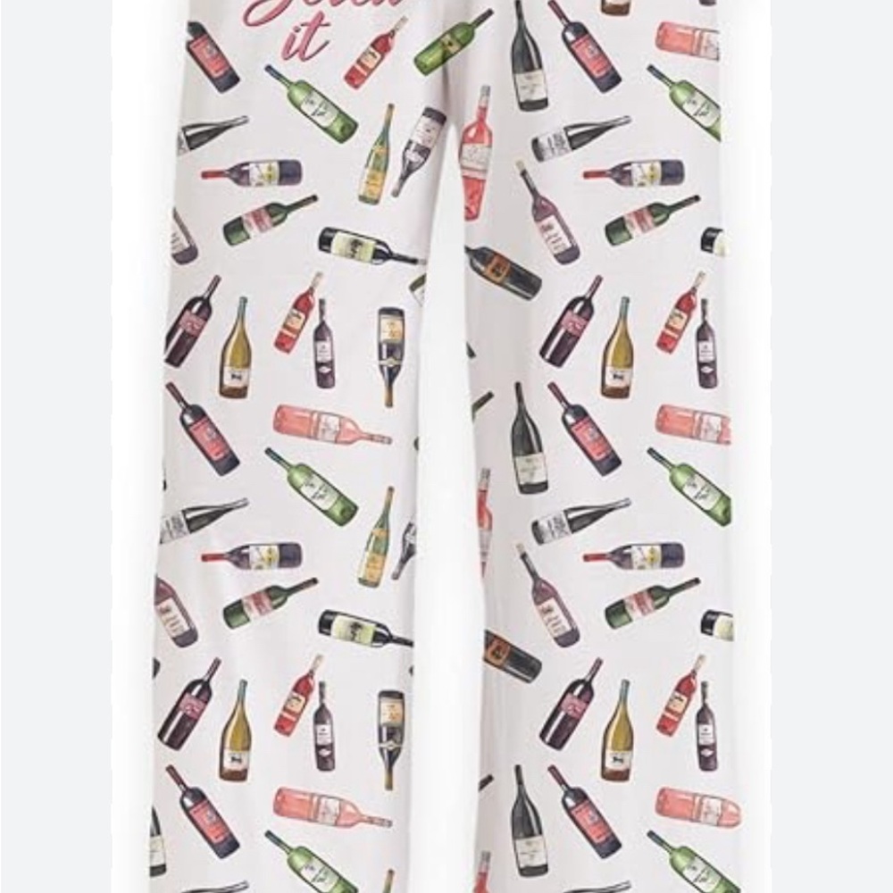 Brief insanity lounge pants. No bunching, itching or restrictions super comfy.